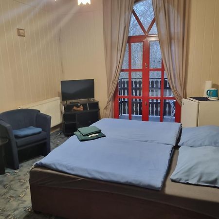 Studanka Hotel Orlová Eksteriør billede
