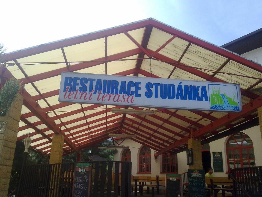Studanka Hotel Orlová Eksteriør billede